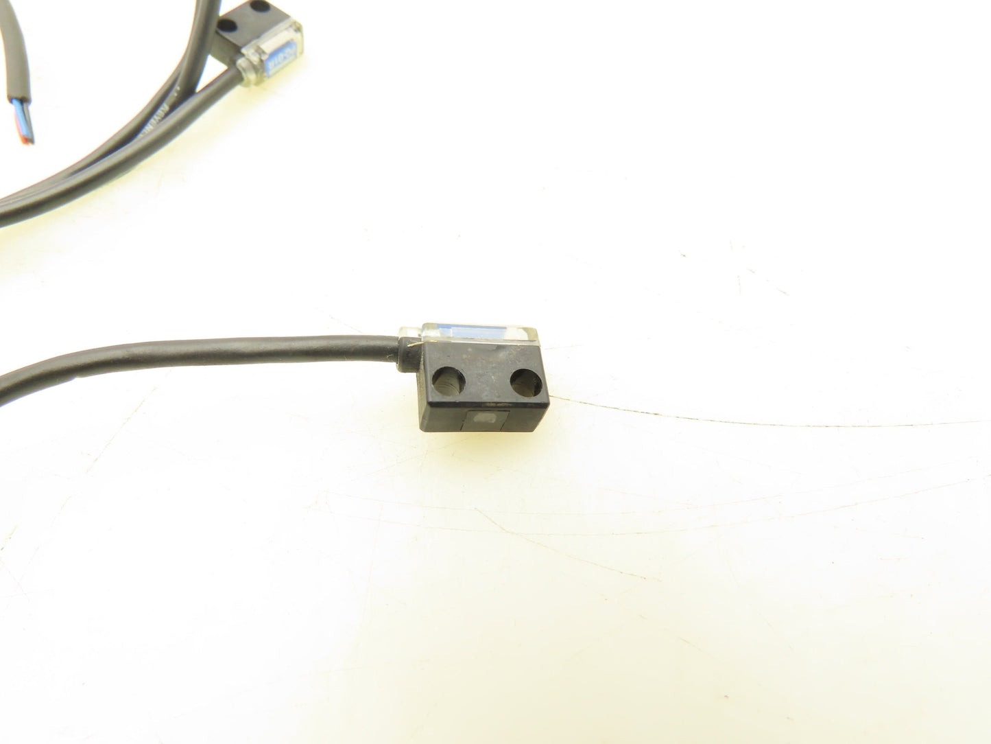 Keyence PQ-01 Photoelectric Sensor Transmitter/Receiver Set PQ-01T/PQ-01R 100mm