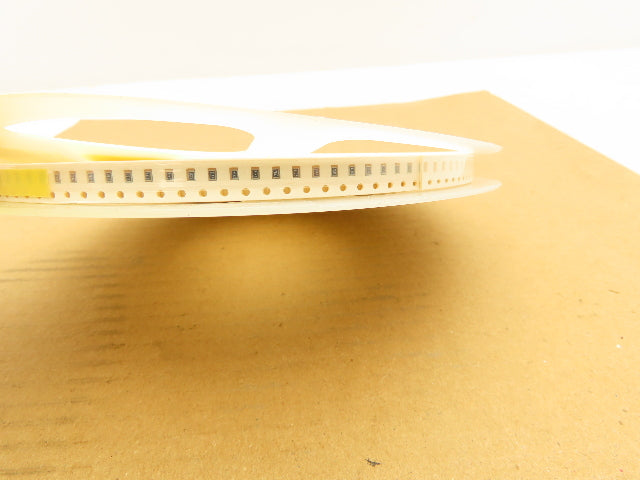 Yageo RC0805FR-07261KL Chip Resistor Tape And Reel 5000 Pieces