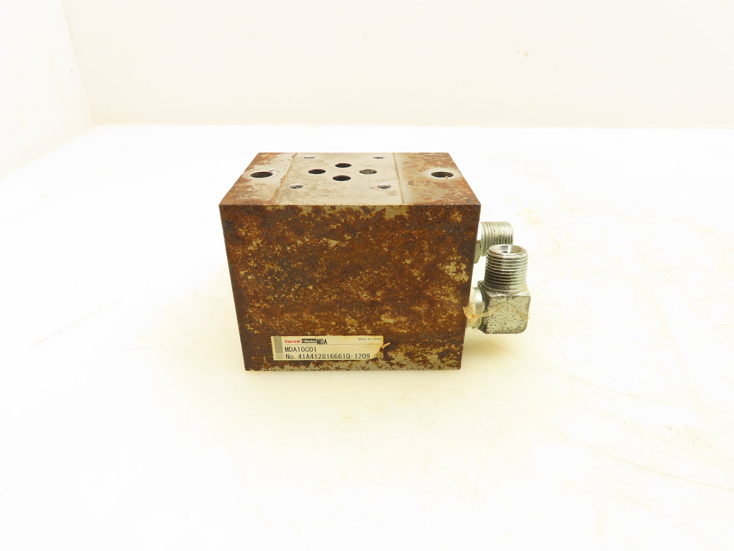 Taiyo Parker MDA10C01 Hydraulic Modular Valve Base 1-Station D03 Manifold