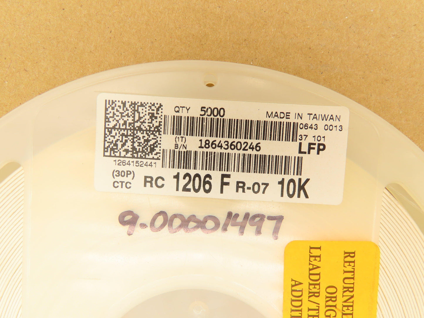 Yageo RC1206FR-0710KL Chip Resistor Tape And Reel 10 kOhms ± 1% 1/4W 5000 Pcs