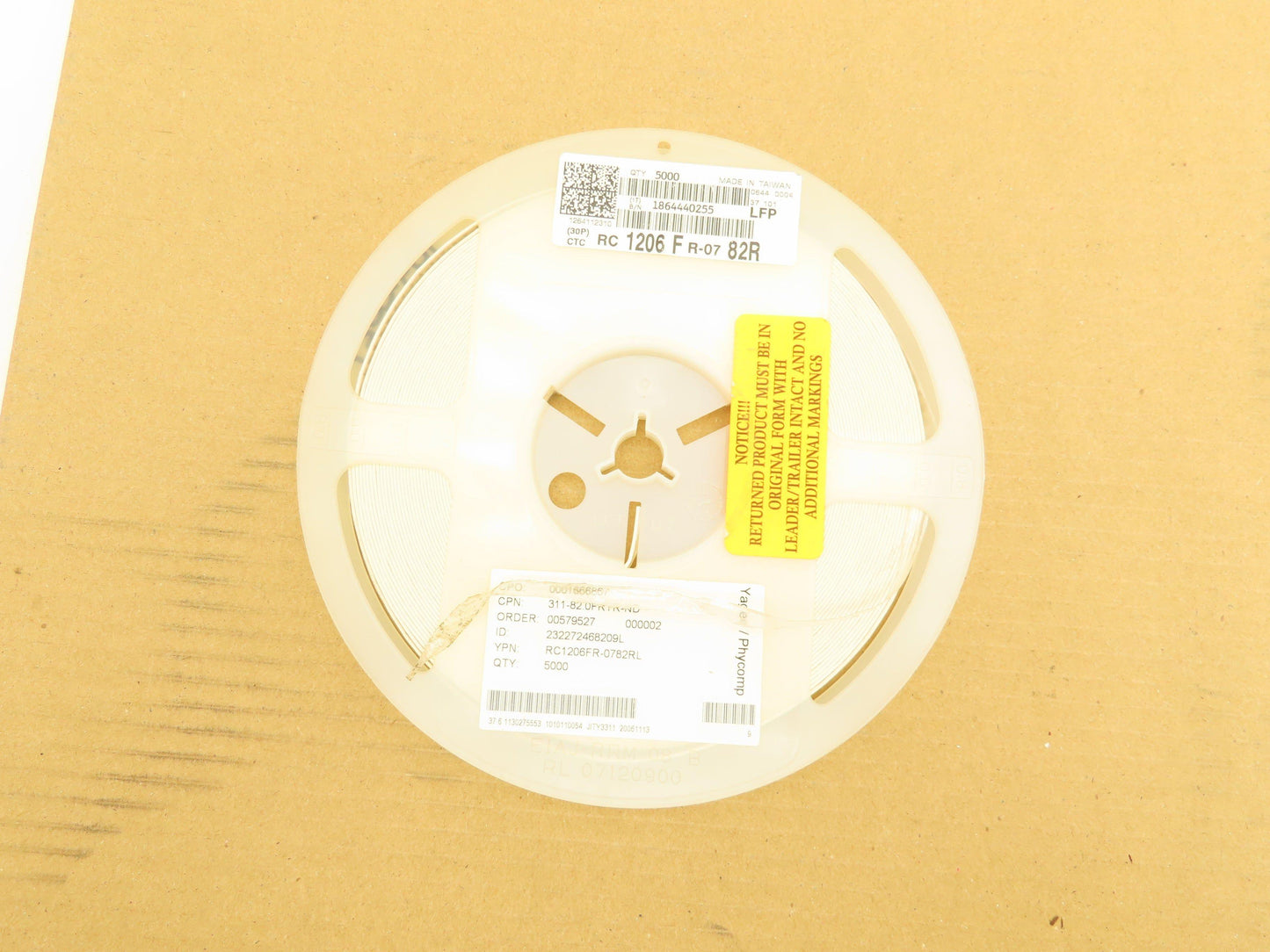 Yageo RC1206FR-0782RL Chip Resistor Tape And Reel 82 Ohms ± 1% 1/4W 5000 Pcs