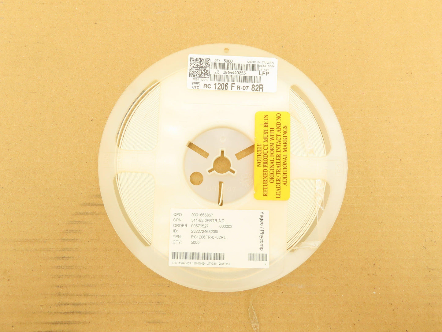 Yageo RC1206FR-0782RL Chip Resistor Tape And Reel 82 Ohms ± 1% 1/4W 5000 Pcs