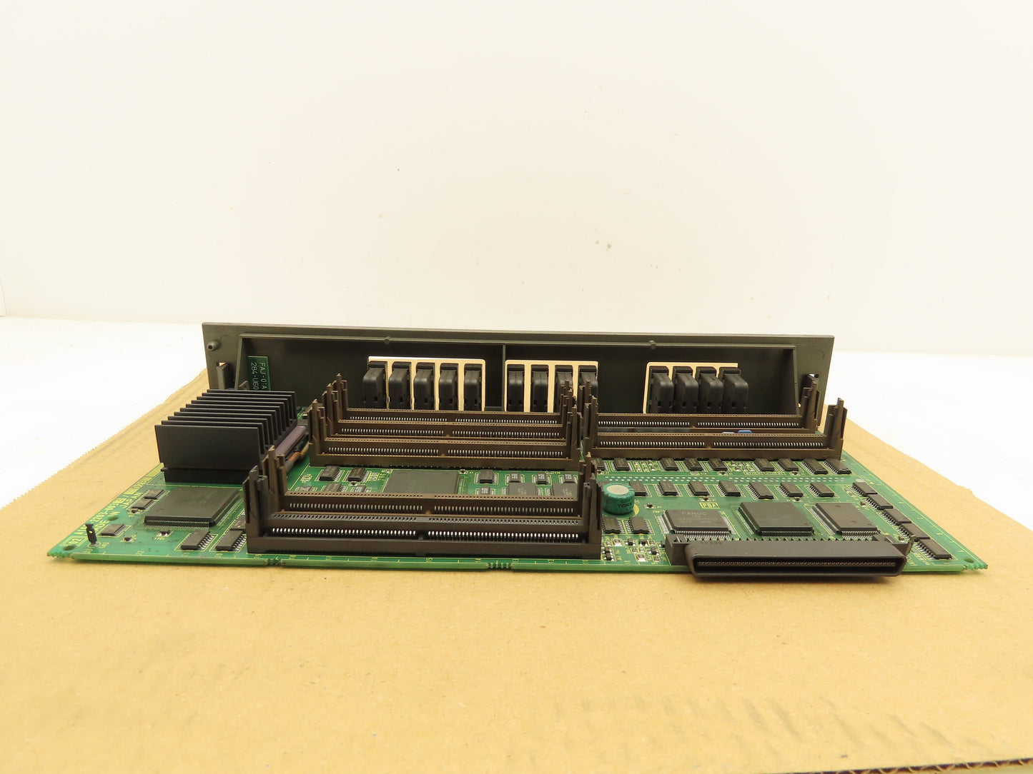 Fanuc A16B-2203-0033/02B CPU Alarm Module Circuit Board