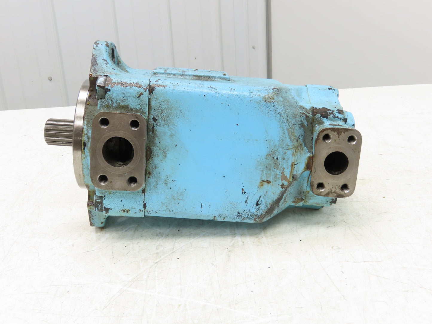 Veljan T6DCMB50B081R00C1 Hydraulic Bi-Directional Vane Pump 60/10 GPM 3500 PSI