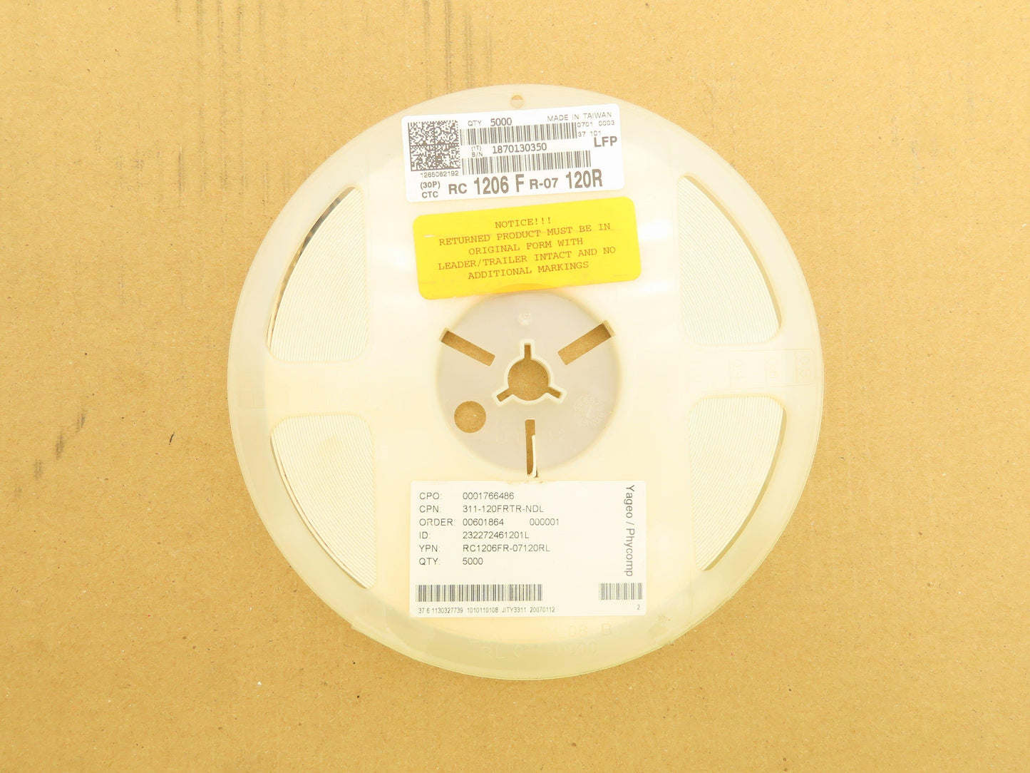Yageo RC1206FR-07120RL Chip Resistor Tape And Reel 120 Ohms ± 1% 5000 Pcs