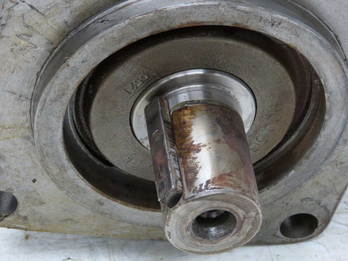 Brueninghaus Rexroth AA4VSO 125 SO Axial Piston Variable Hydraulic Pump 50GPM