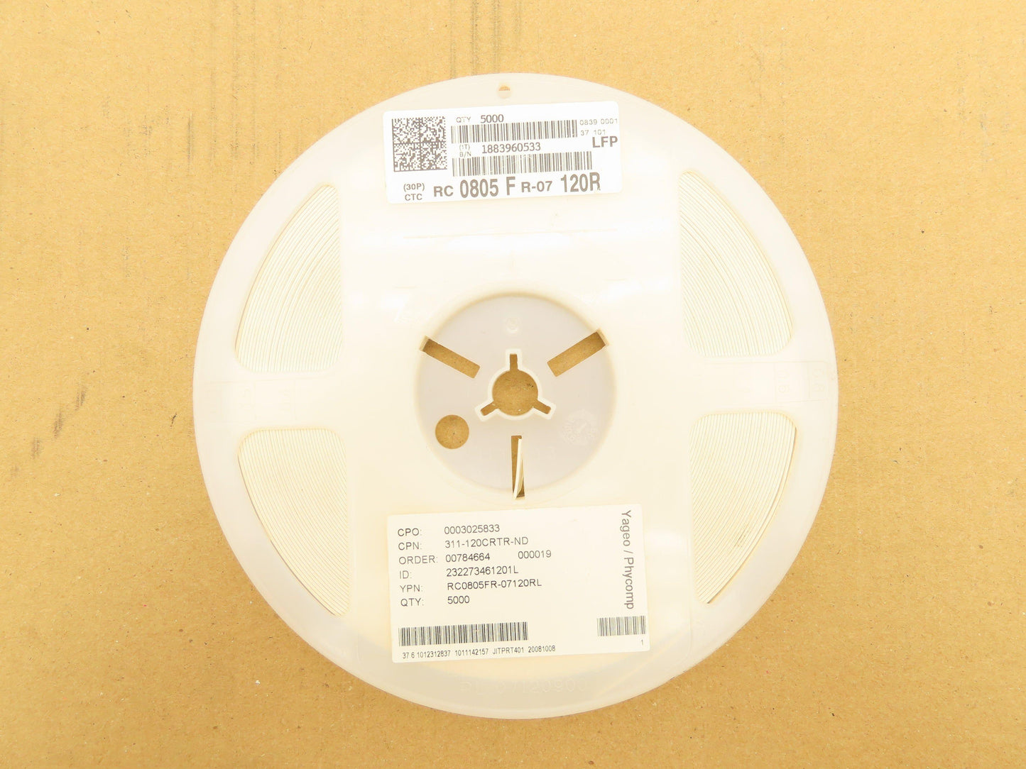 Yageo RC0805FR-07120RL Chip Resistor Tape And Reel 120 Ohms ± 1% 5000 Pieces