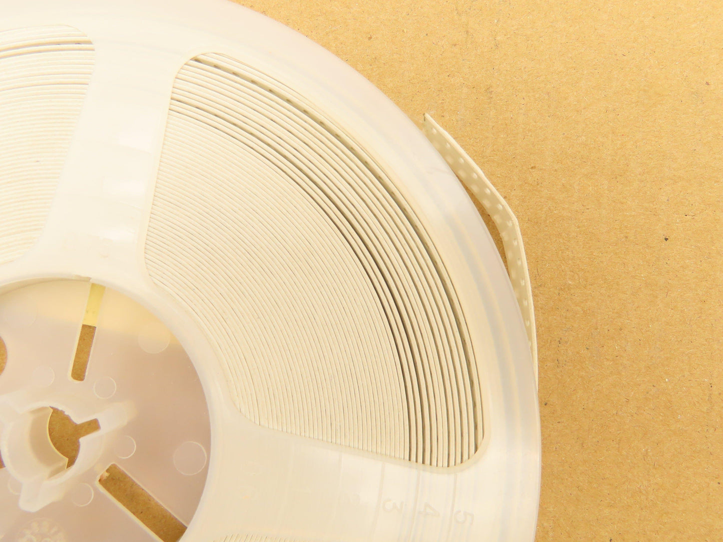 Rohm MCR10EZHF1601 Chip Resistor Tape And Reel 1.6 kOhms ± 1% 5000 Pcs