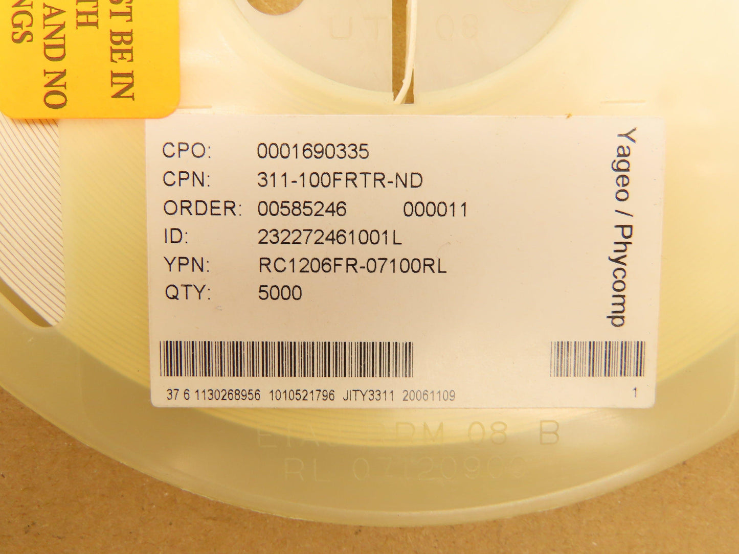 Yageo 1206FR-07100RL Chip Resistor Tape And Reel 100 Ohms ± 1% 1/4W 4500 Pcs
