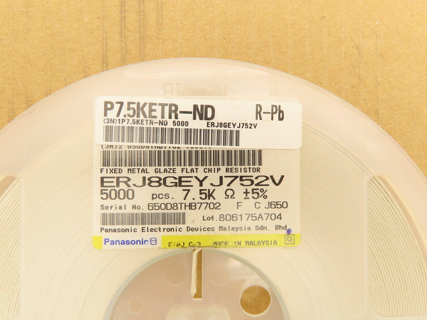 Panasonic ERJ8GEYJ752V Fixed Metal Glaze Flat Chip Resistor 7.5 kOhms ± 5% 1/4W