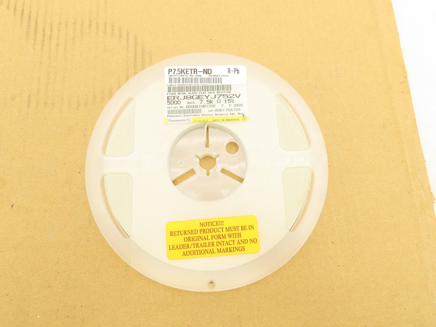 Panasonic ERJ8GEYJ752V Fixed Metal Glaze Flat Chip Resistor 7.5 kOhms ± 5% 1/4W