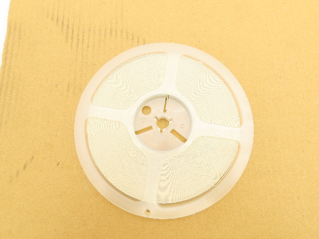 Panasonic ERJ8GEYJ752V Fixed Metal Glaze Flat Chip Resistor 7.5 kOhms ± 5% 1/4W