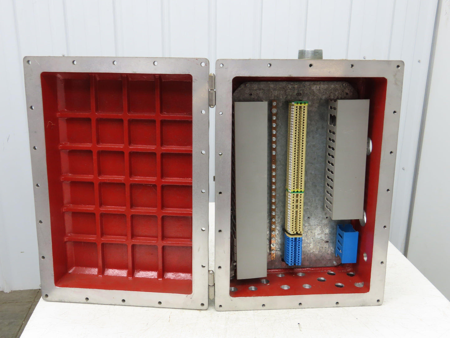 Ex-Tech ERSA-3553 Hinged Flameproof Electrical Box Enclosure 610x430x232mm
