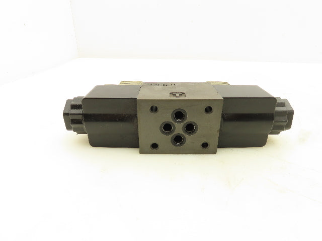 Daikin KSO-G02-2CA-30-CL Hydraulic Directional Control Solenoid Valve 110V