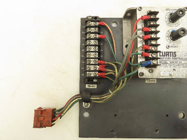 Crown 933/3D24 SP Order Picker Forklift Curtis933 Battery Controller Panel