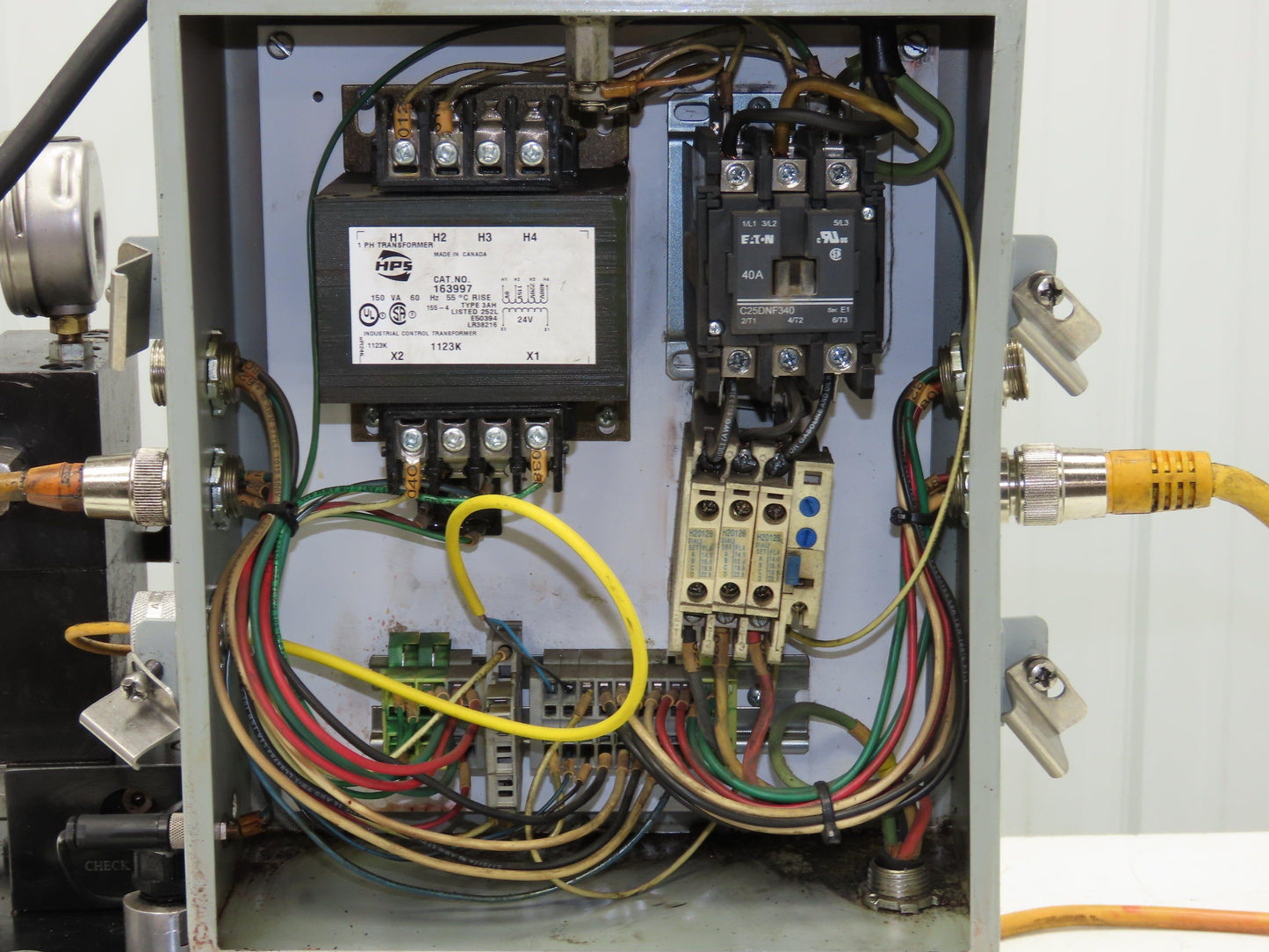 Vektek Vector Flo Hydraulic Manual Workholding Pump Power Pack 2.5gal 5000psi