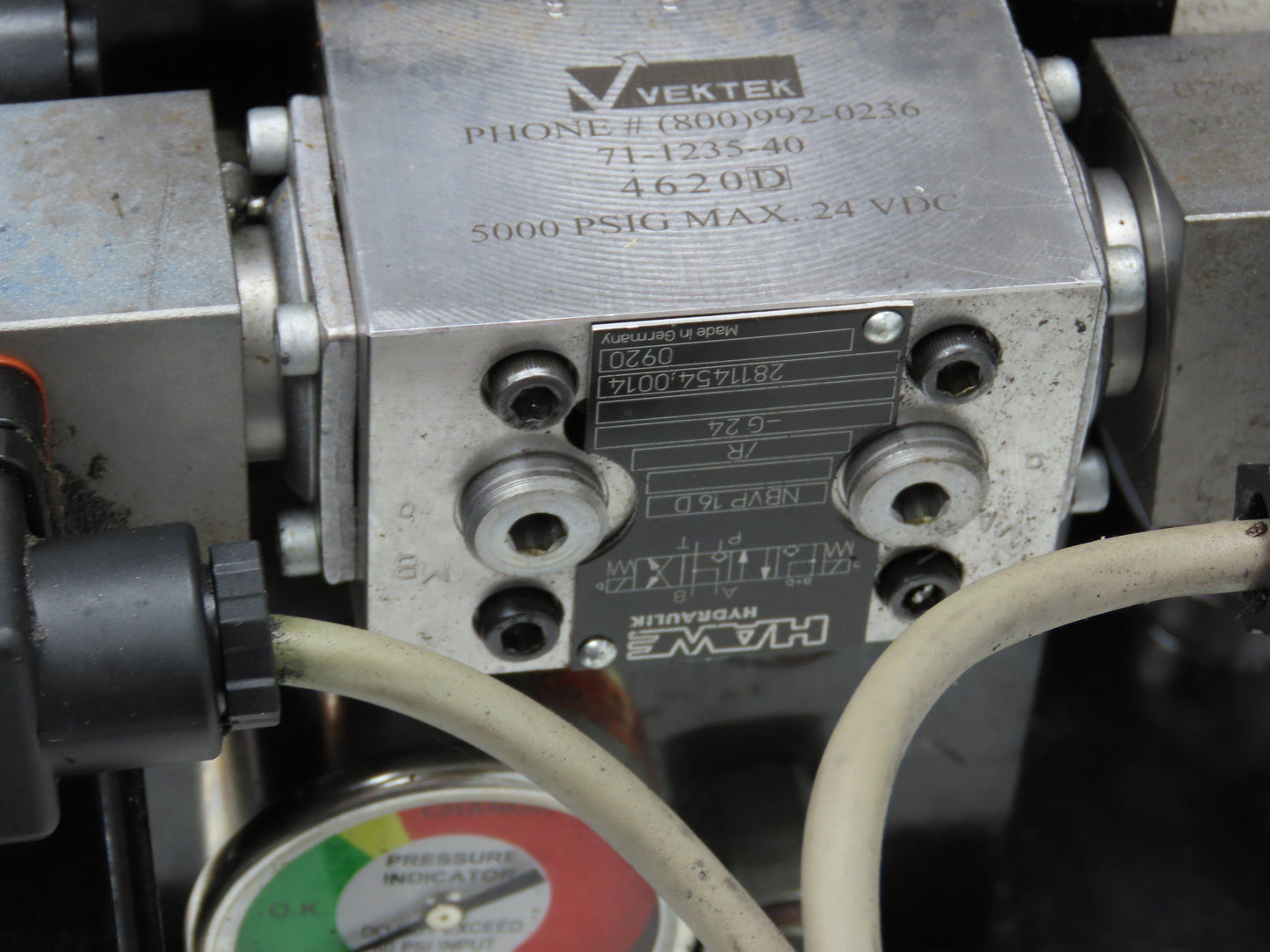 Vektek Vector Flo Hydraulic Manual Workholding Pump Power Pack 2.5gal 5000psi