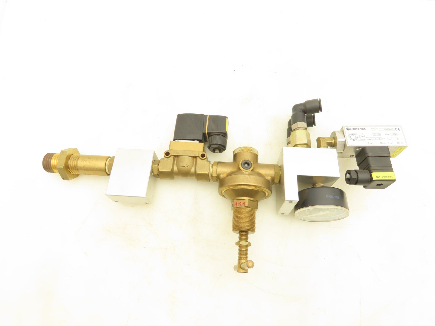 Burkert 00501940 Pneumatic Flow Control Solenoid Valve Assembly 24VDC Coil