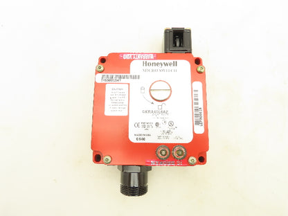 Honeywell GKRA40L6A2F05 Micro Switch 24 VDC Dual Entry Interlock Switch