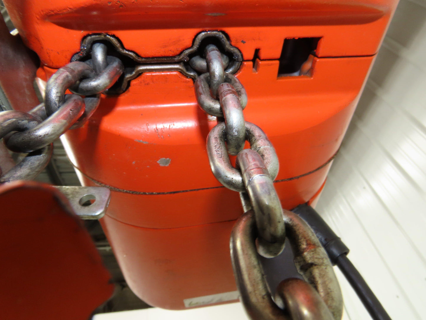 CM Lodestar A Electric Chain Hoist 1/8 Ton 250 LB 32 FPM 9' Lift 230/460 Volt