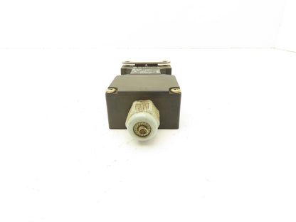 Schmersal Az 16-02ZVRK Safety Interlock Switch 230V 4A Lot of 9