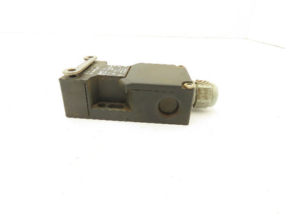 Schmersal Az 16-02ZVRK Safety Interlock Switch 230V 4A Lot of 9