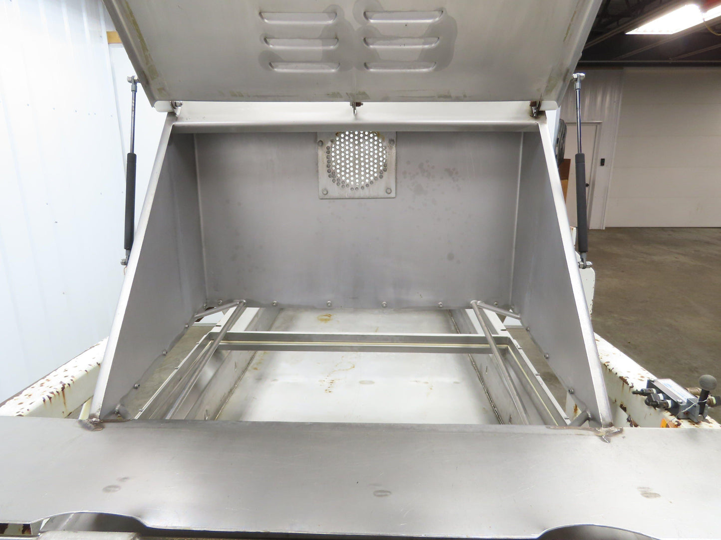 Smico 36"x 6' Stainless Vibratory Shaker Conveyor Trough Feeder 460V Dual Drive