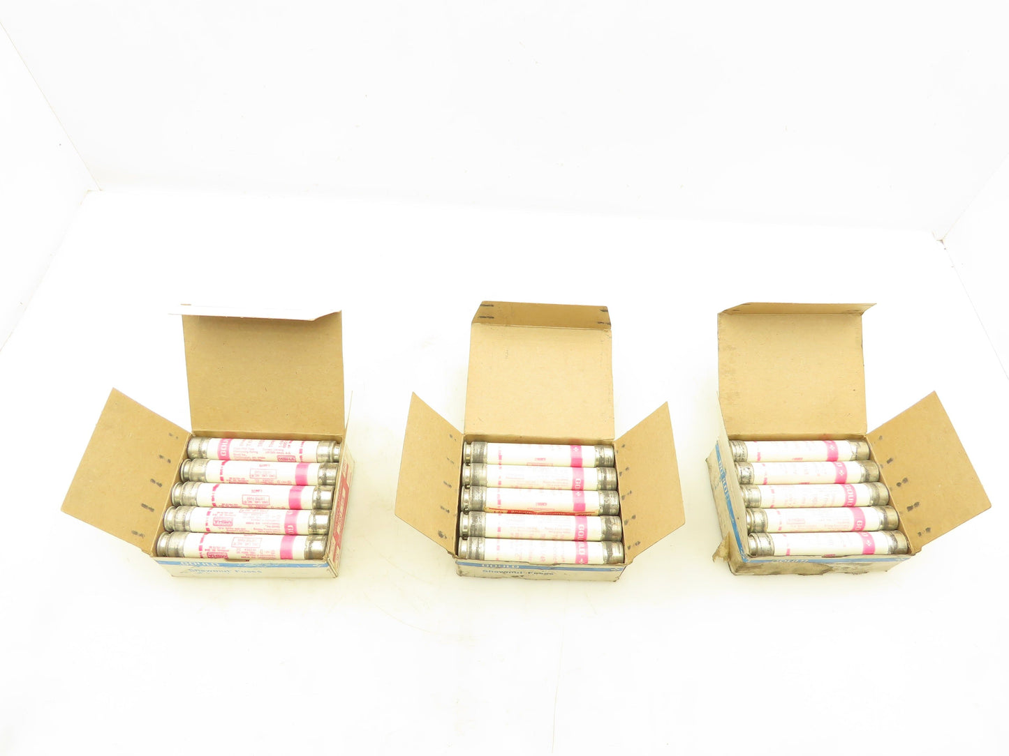 Shawmut TRS1-1/4 R Tri-onic Time Delay Fuse 1.25A 600VAC 600VDC Lot Of 30