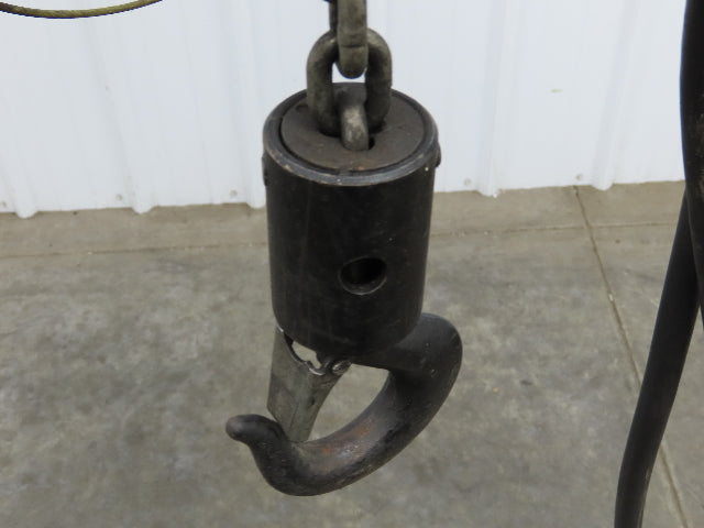 CM Lodestar Electric Chain Hoist 1/8 Ton 32 FPM Variable Speed 9' Lift 460V