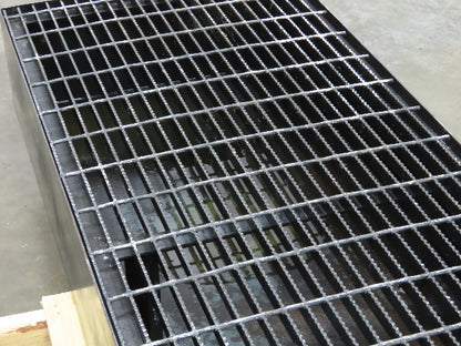 CNC Oil Coolant Tank 100gal Steel Oil Spill Catch Tank Walkway Grates 25x98x10"