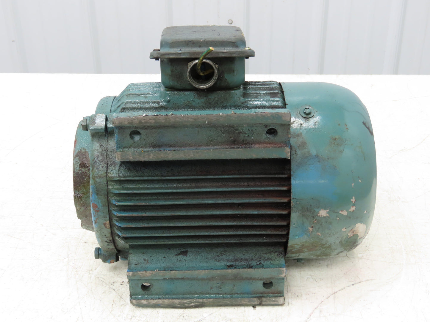 Y112M-4 Electric AC Motor 4kW 220V 1735 RPM 5.4HP 112M