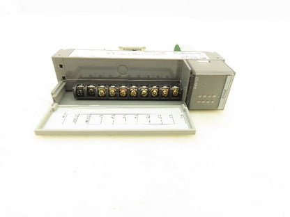 Allen Bradley SLC500 Input Module Sinking 8 Point 8 Inputs 10-30VDC Ser.A