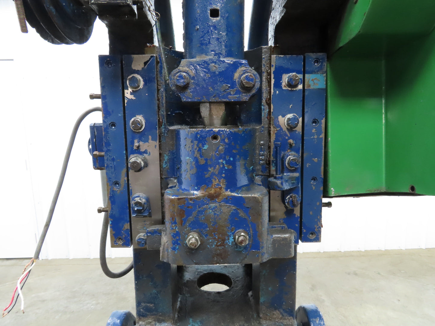 Alva Allen BT25 Mechanical OBI Punch Press 25 Ton 2-1/2" Stroke 8" Throat 3Ph