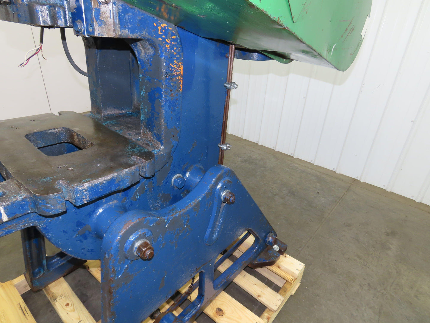 Alva Allen BT25 Mechanical OBI Punch Press 25 Ton 2-1/2" Stroke 8" Throat 3Ph