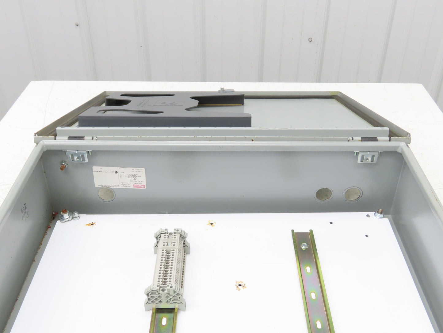 Hoffman CSD24206 Electrical Enclosure 24x20x6" w/Backplate Nema 12