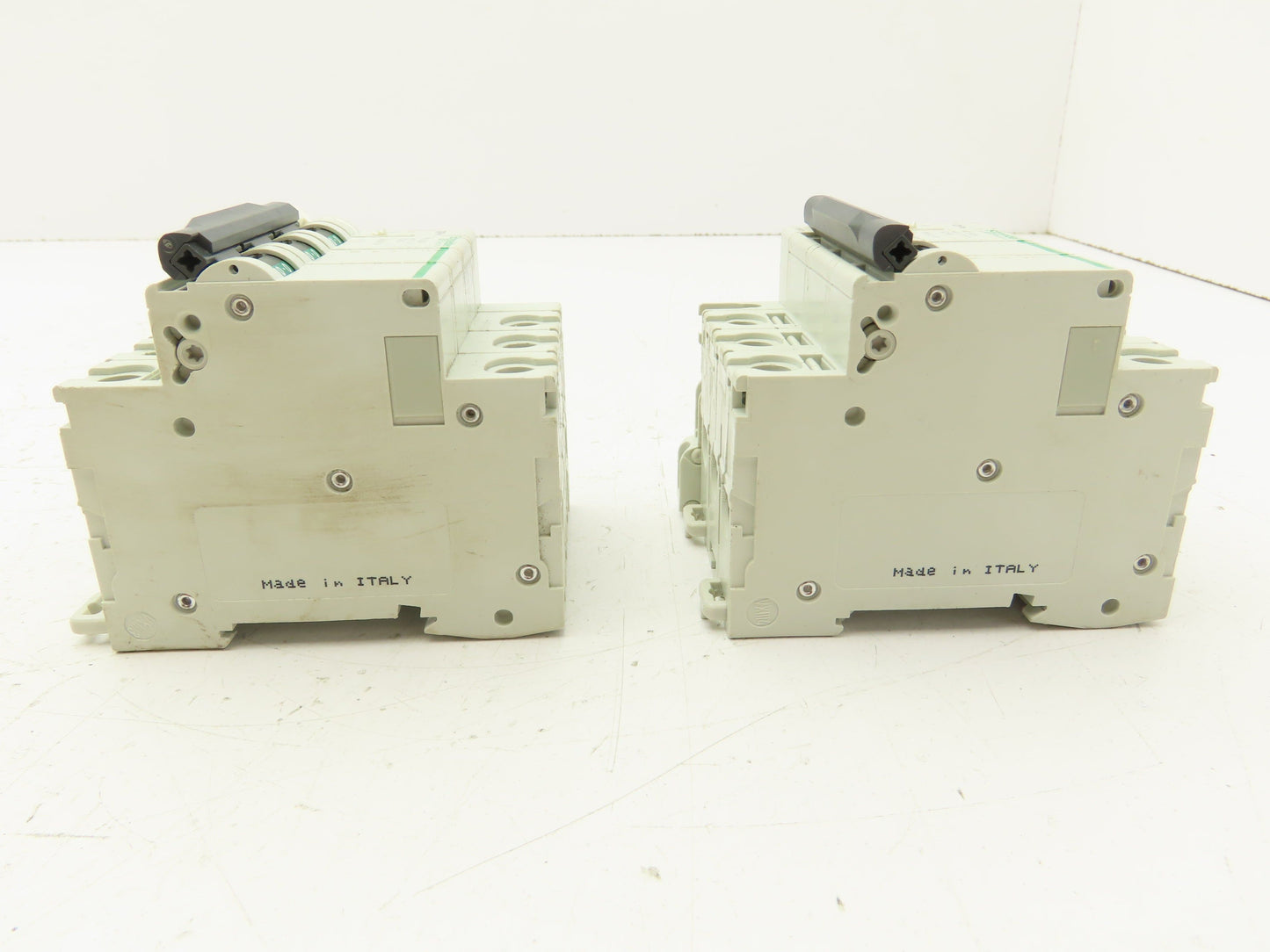 Schneider Electric 24473 Circuit Breaker 50A 3 Pole 480V Lot of 2