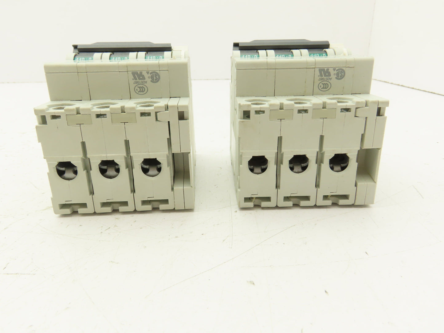 Schneider Electric 24473 Circuit Breaker 50A 3 Pole 480V Lot of 2