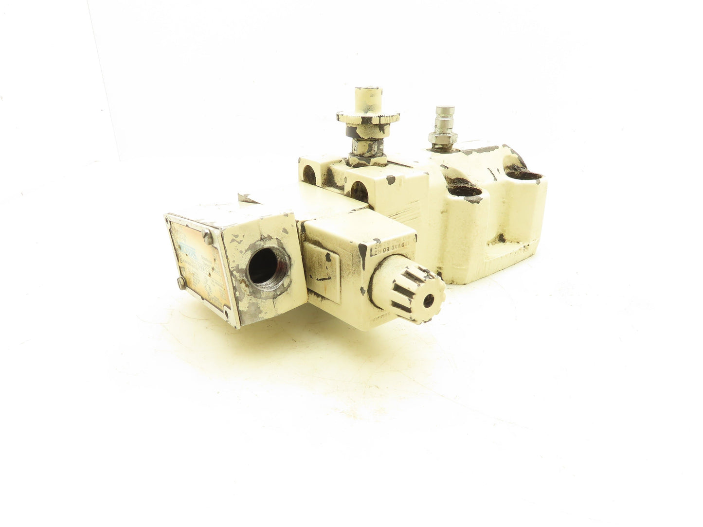 Vickers DG4V-3-2A-M-W-B-40 Hydraulic Directional Control Solenoid Valve 120V