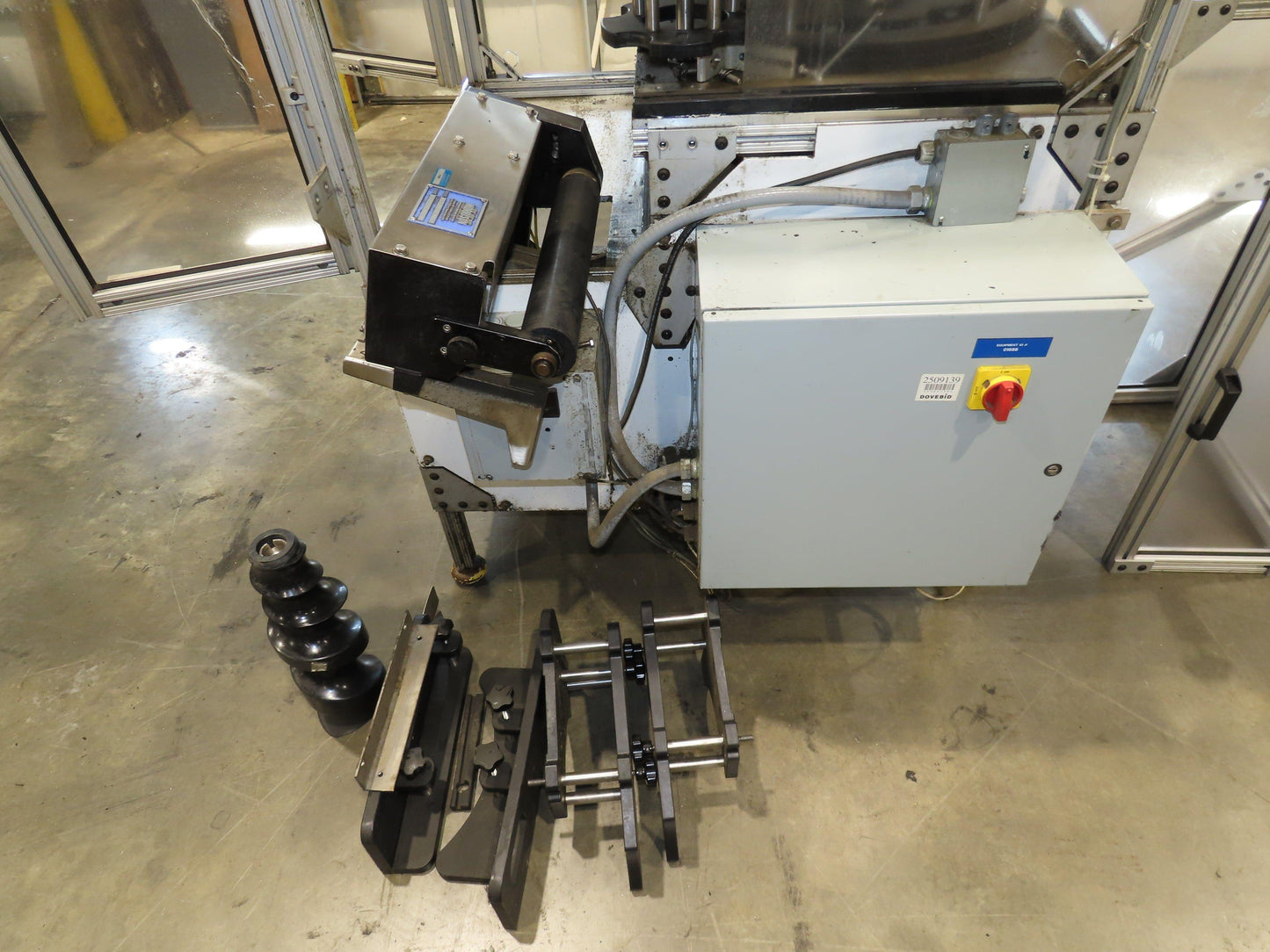 Morrison Bottle Filling Screw Feeder Puck/Capper 10-Head Rotary Unit