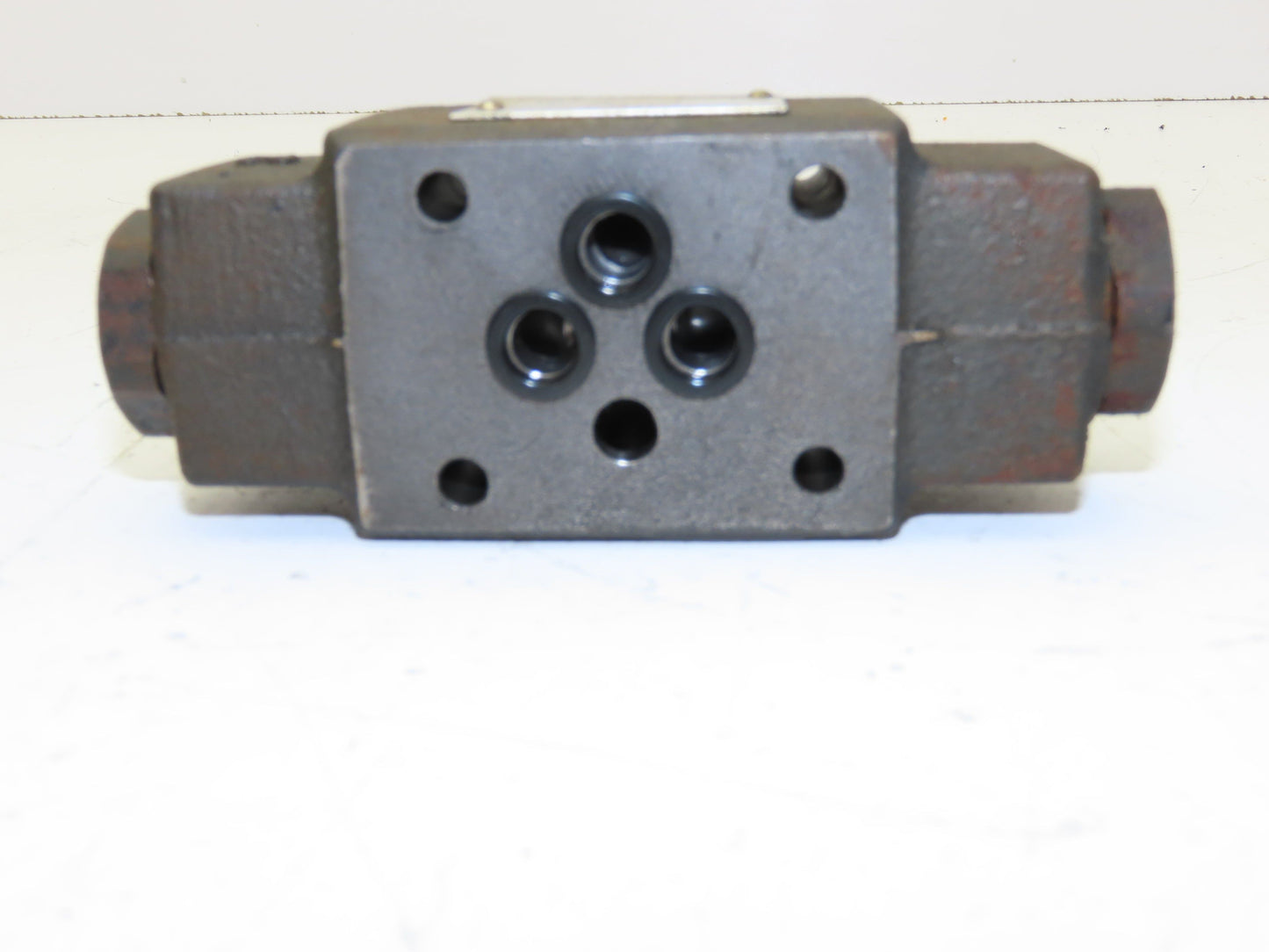 Daikin MP-02W-20-55 Hydraulic Pilot Operated Check Valve