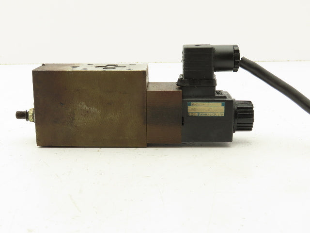 Toyooki Kogyo HFK2H-B-40-S Hytegra Flow Control Throttle Valve 100V Solenoid