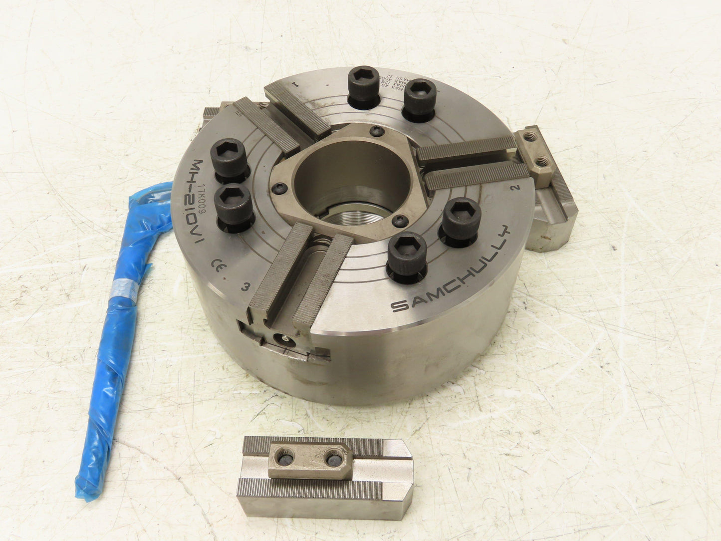 Samchully MH-210V1 Milling Lathe 10" Hydraulic Chuck 3 Jaw 4500RPM 82mm Bore