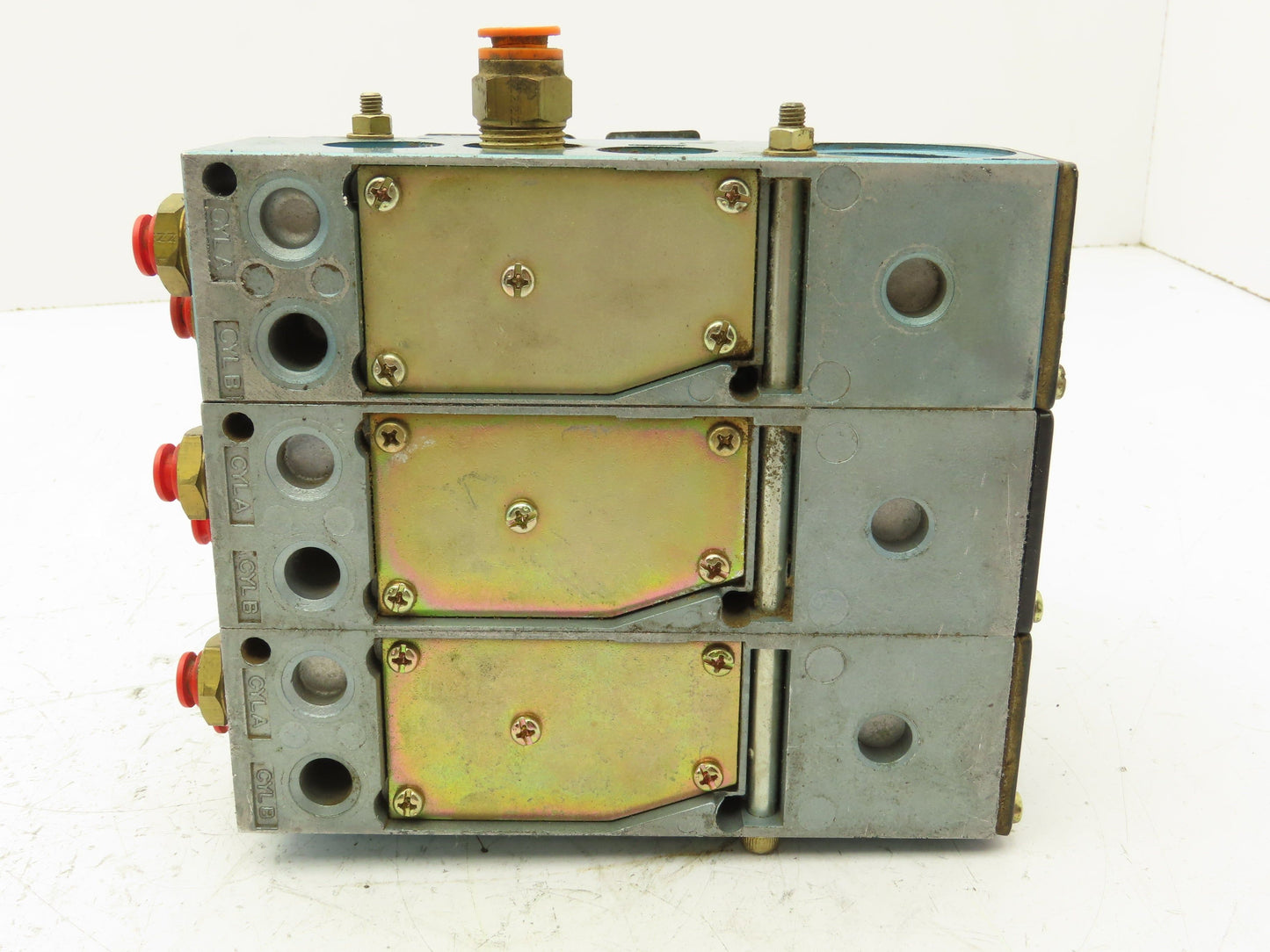 Mac 82A-AA-CKA-TM-DAA5-1DA Pneumatic 3-Station Manifold Solenoid Valve 120V