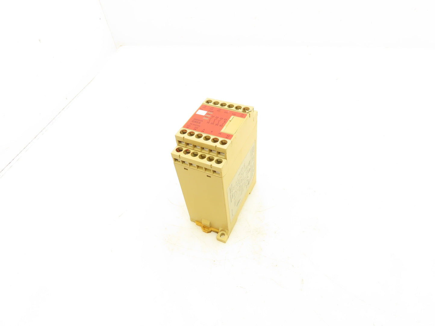 Omron G9SA-301 Safety Relay Unit 250VAC 5A