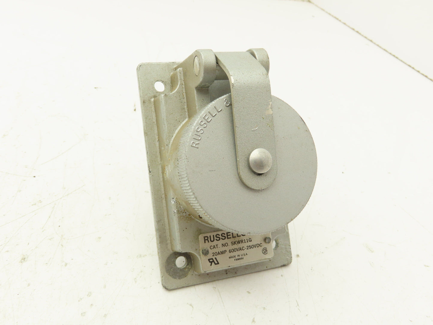 Russellstoll SKWR11G Circuit Breaker Pin and Sleeve Receptacle 20A 600V