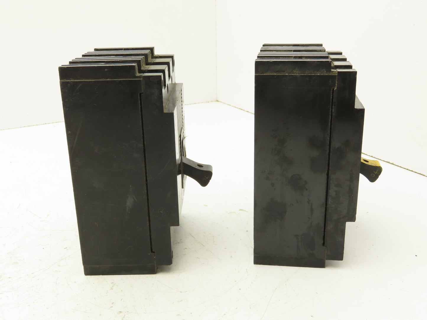 Square D ML-1 Circuit Breaker 70A 250V 3 Pole Lot Of 2