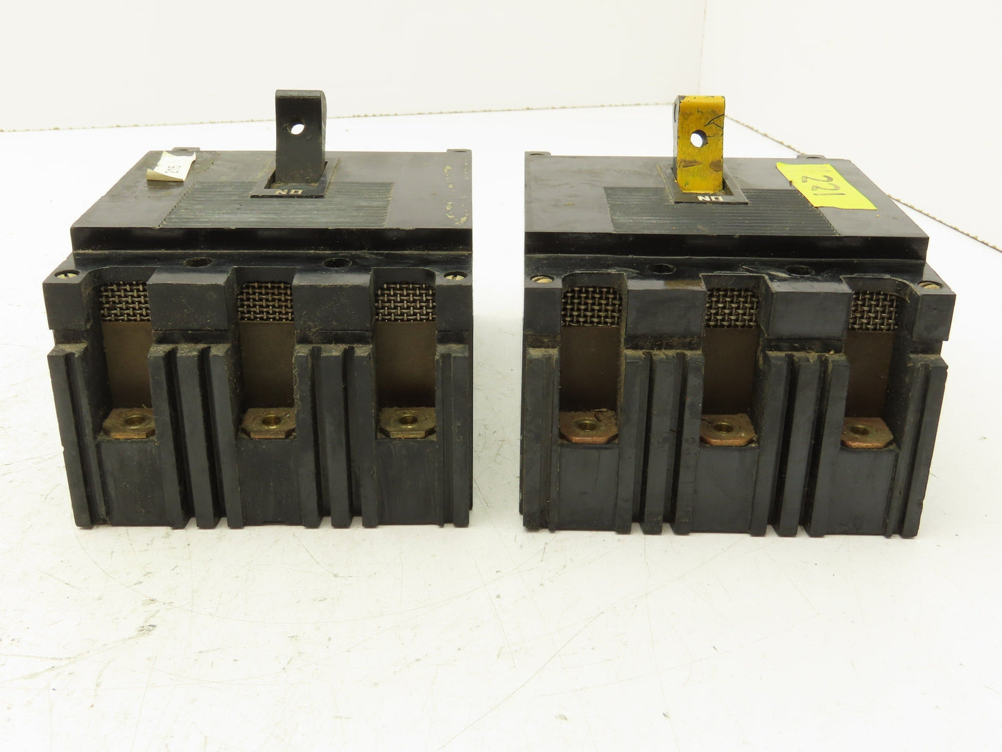 Square D ML-1 Circuit Breaker 70A 250V 3 Pole Lot Of 2