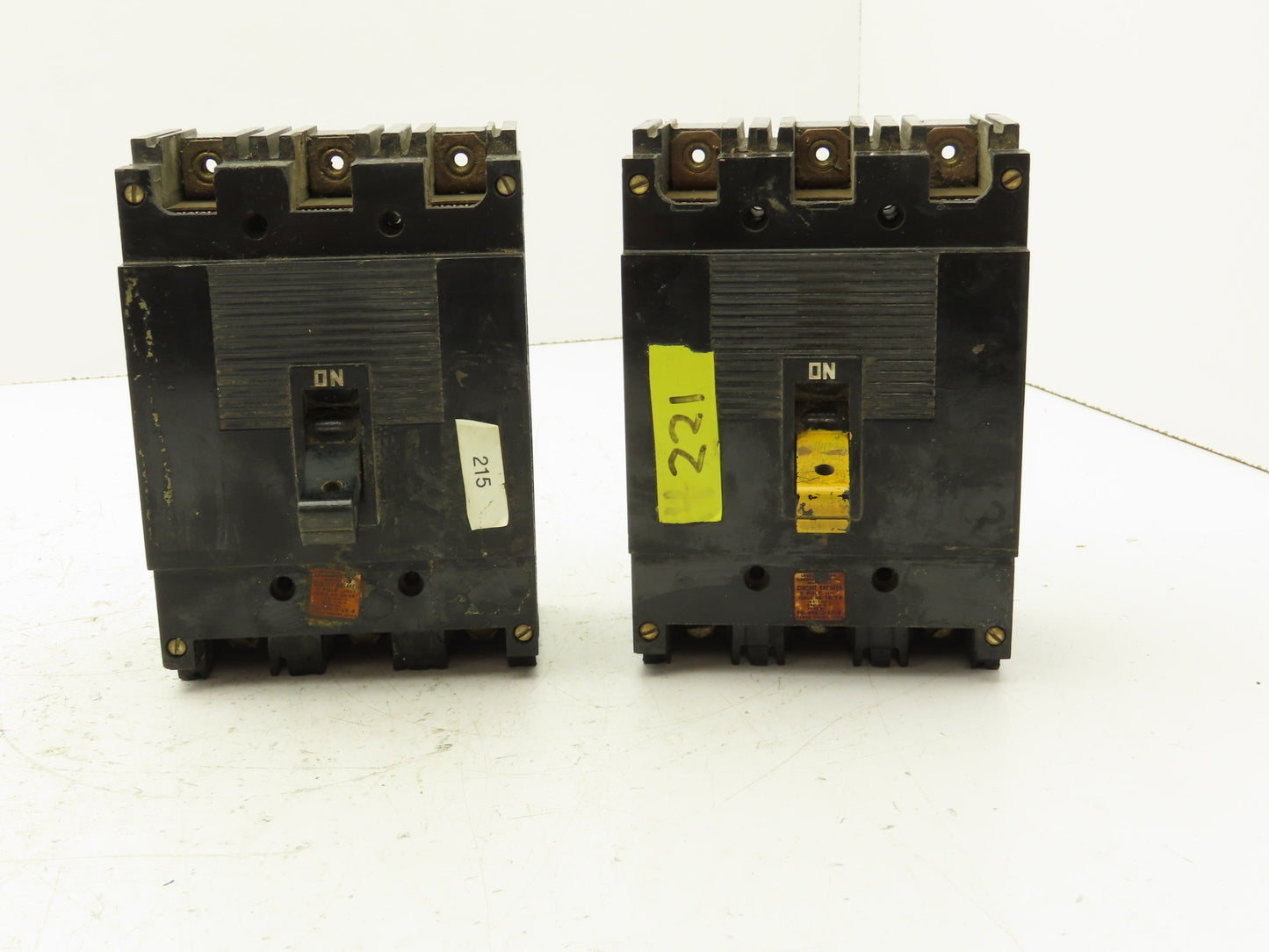 Square D ML-1 Circuit Breaker 70A 250V 3 Pole Lot Of 2