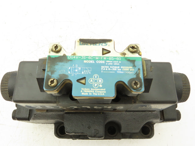 Vickers DC4V-3S-6C-M-FW-B5-60 Directional Pilot Valve 3000PSI 120V 1/2" Npt