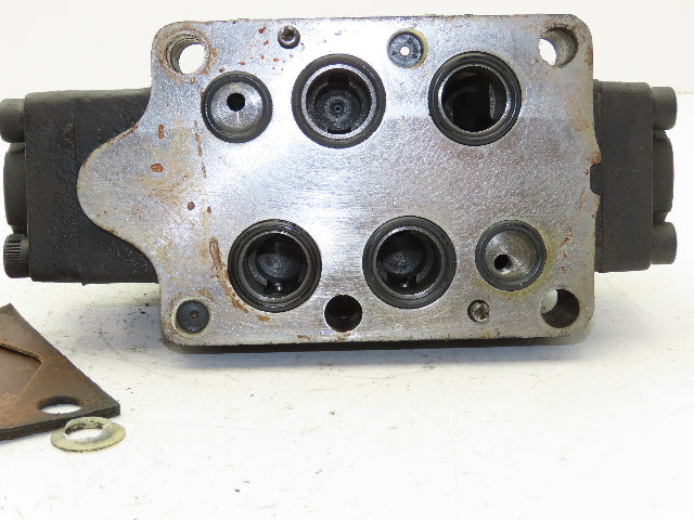 Vickers DC4V-3S-6C-M-FW-B5-60 Directional Pilot Valve 3000PSI 120V 1/2" Npt